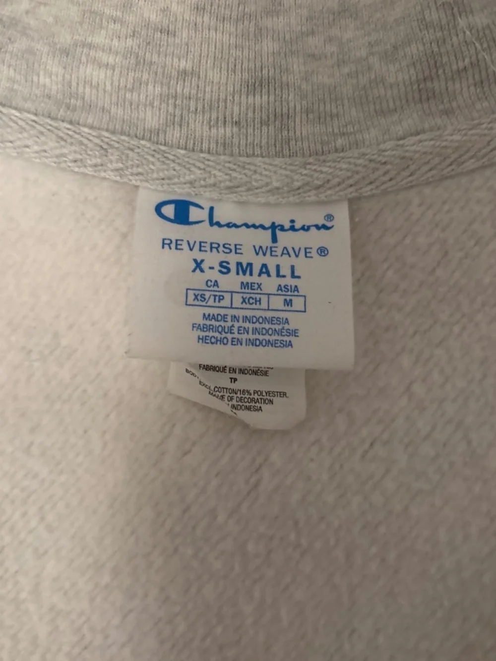 Champion Reverse Weave Ribbed V-Neck Sweater - Picture 5 of 5